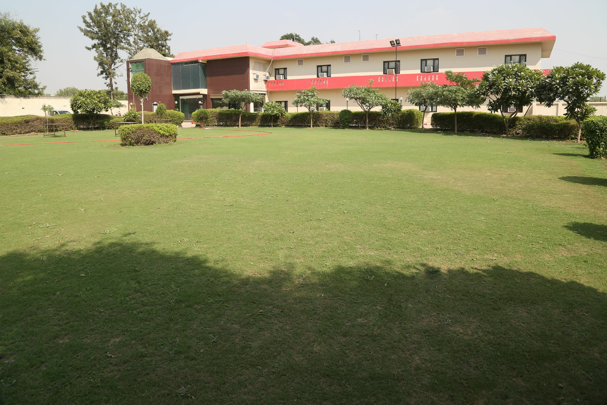 Pacific Inn Suryansh Hotel Gurgaon Exterior foto